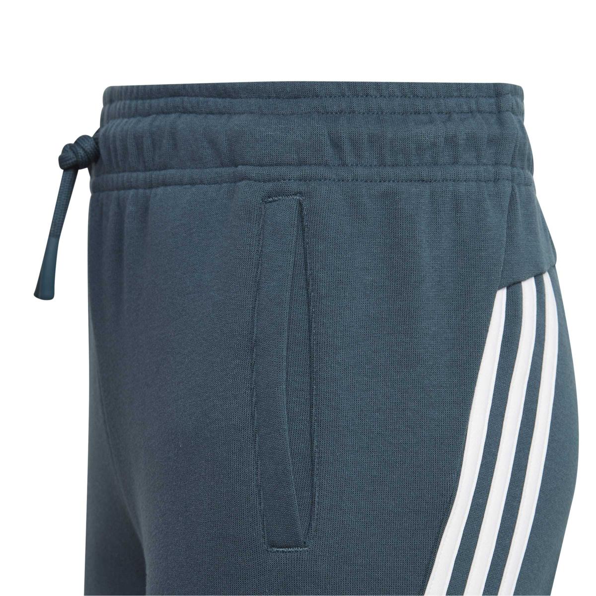 product/2/0/2025_09_adidas_il3079_5_apparel_photography_detail_view_2_white.jpg