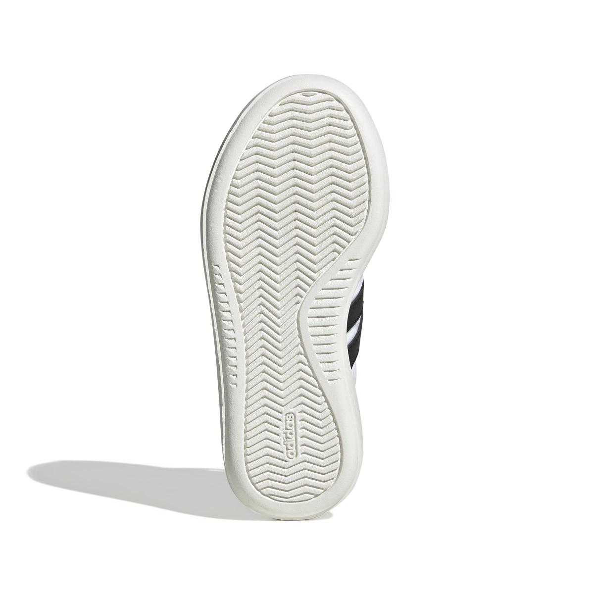 product/2/0/2025_adidas_jq8850_4_footwear_photography_bottom_view_white.jpg