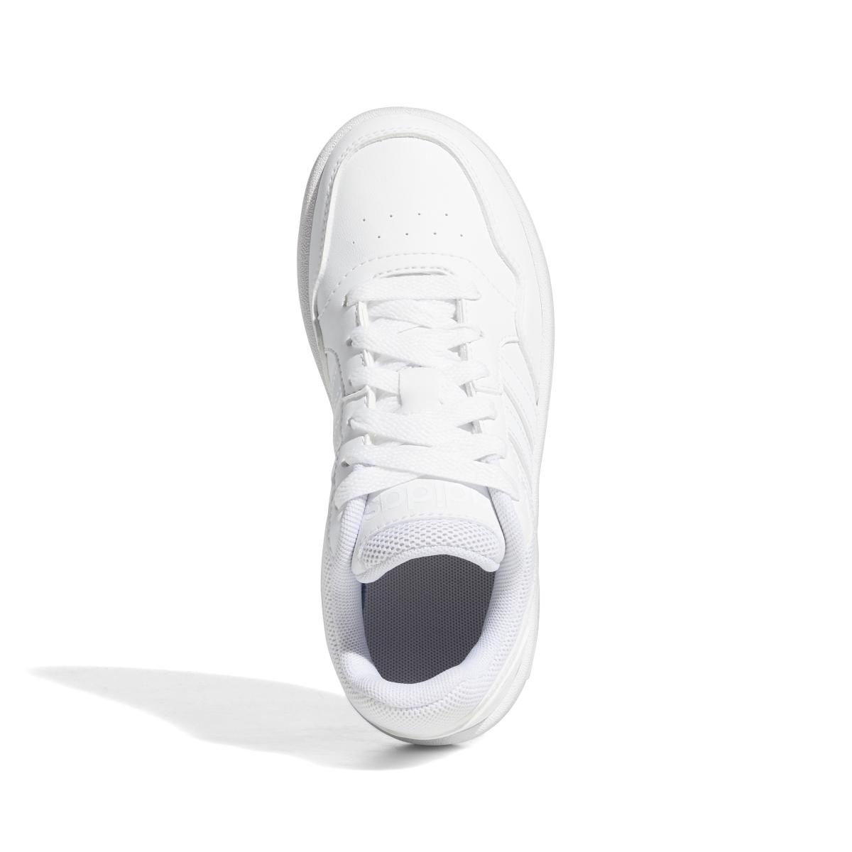 product/a/d/adidas-originals_gw0433_3_footwear_photography_top_portrait_view_white_000.jpg