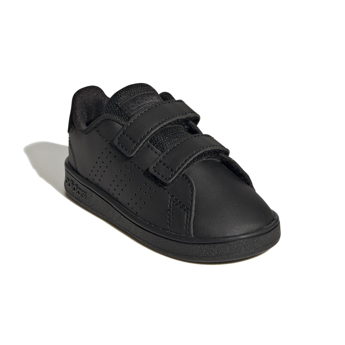 product/a/d/adidas-originals_gw6497_6_footwear_photography_front_lateral_top_view_white_000.jpg