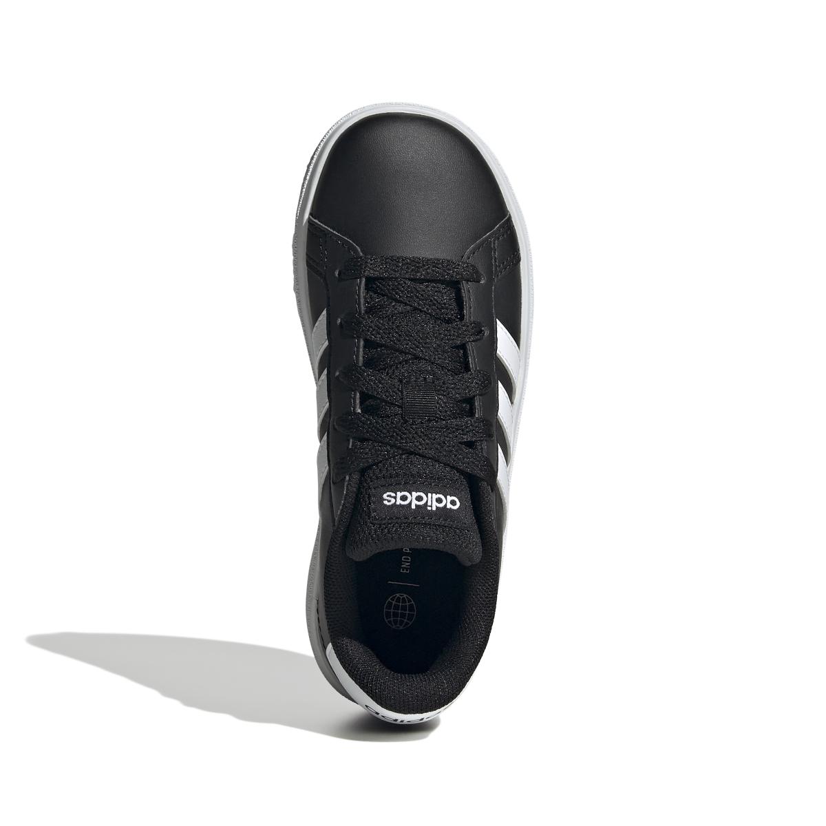 product/a/d/adidas-originals_gw6503_3_footwear_photography_top_portrait_view_white_000.jpg