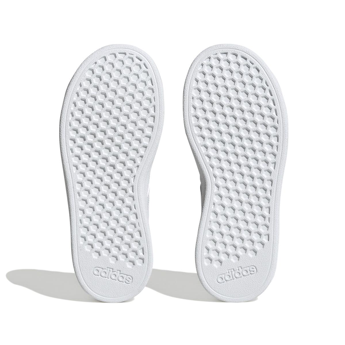product/a/d/adidas_fz6158_4_footwear_photography_bottom_view_white_000.jpg