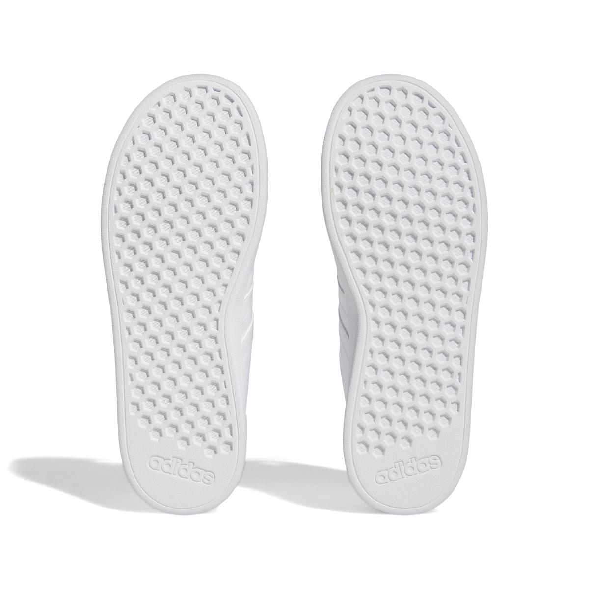product/a/d/adidas_fz6160_4_footwear_photography_bottom_view_white.jpg