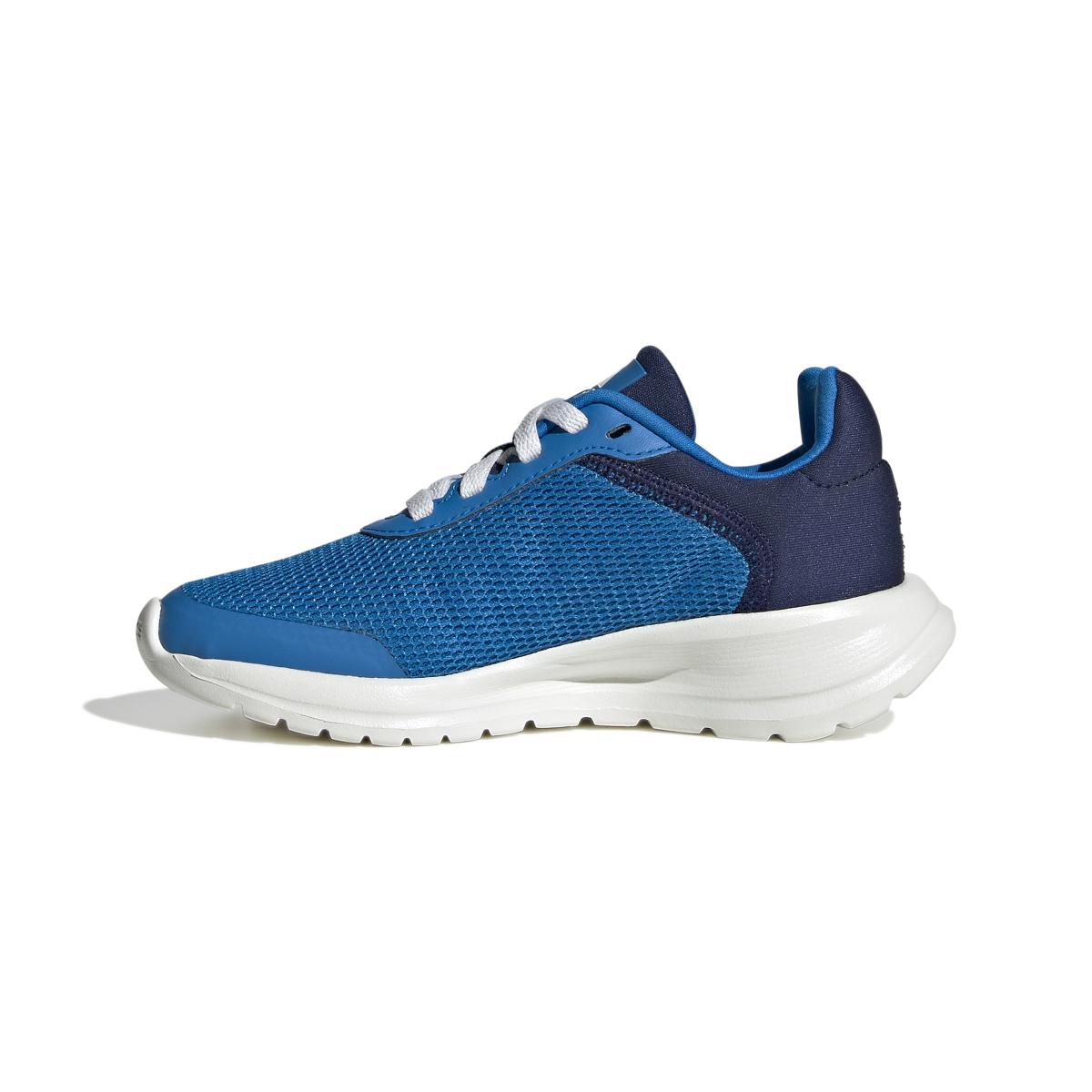product/a/d/adidas_gw0396_5_footwear_photography_side_medial_center_view_white_000.jpg