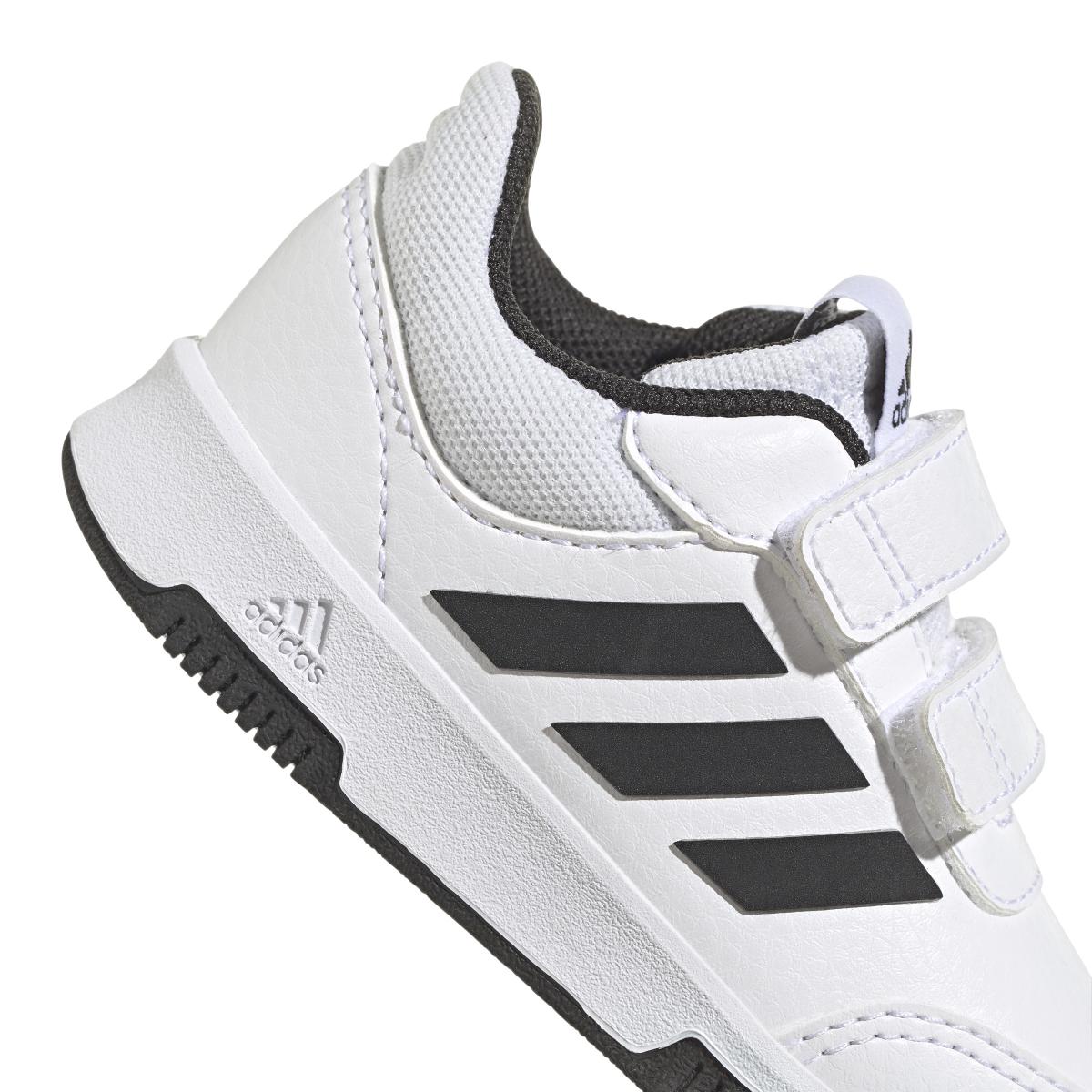product/a/d/adidas_gw1988_8_footwear_photography_detail_view_1_white_000.jpg