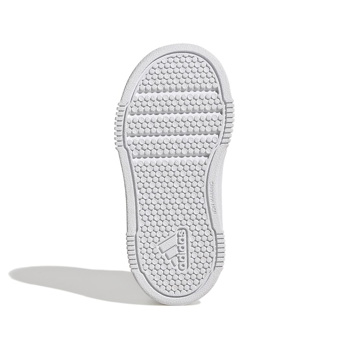 product/a/d/adidas_gw1990_4_footwear_photography_bottom_view_white_000.jpg