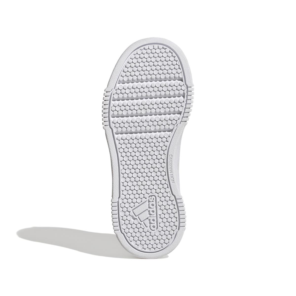 product/a/d/adidas_gw6423_4_footwear_photography_bottom_view_white_000.jpg