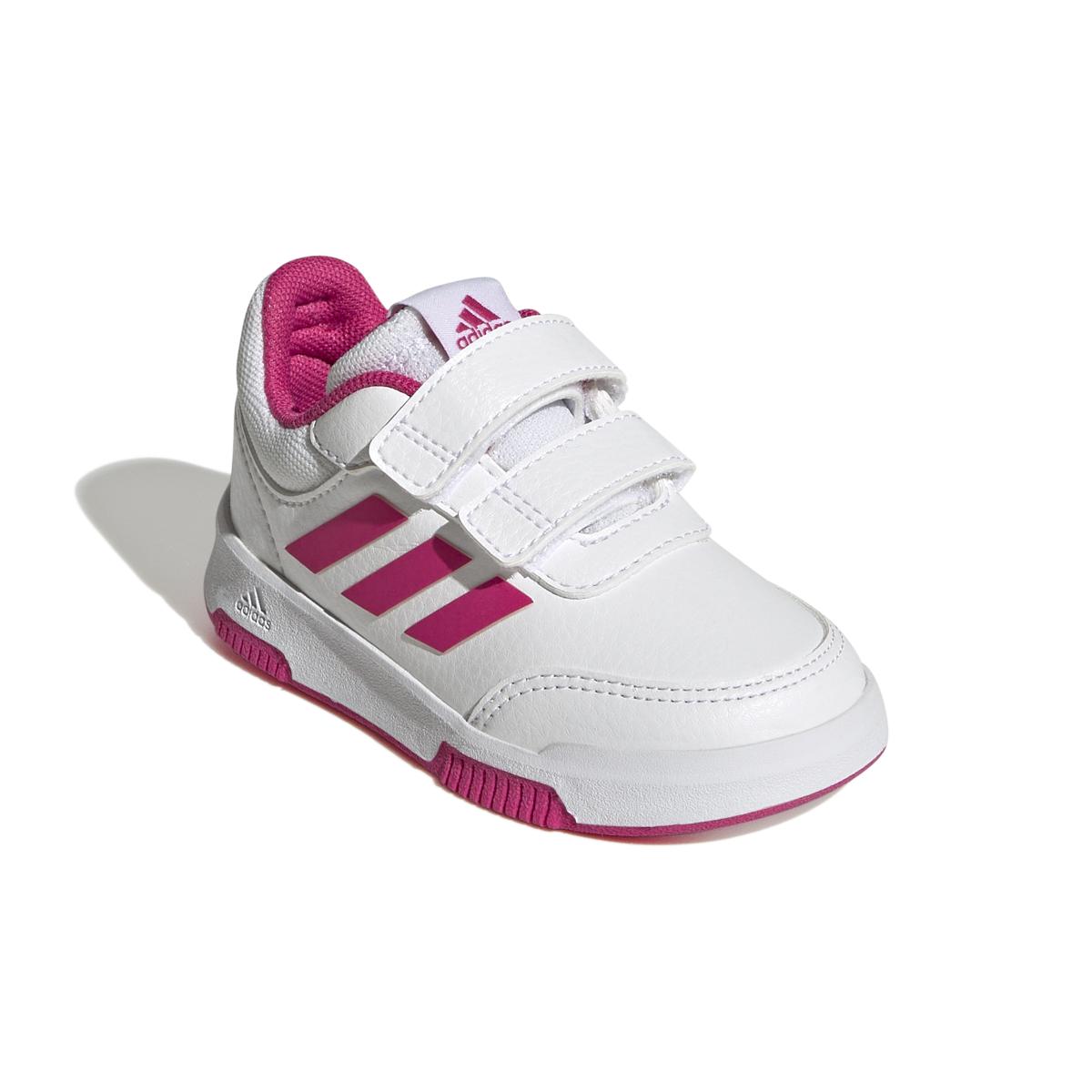 product/a/d/adidas_gw6468_6_footwear_photography_front_lateral_top_view_white_000.jpg
