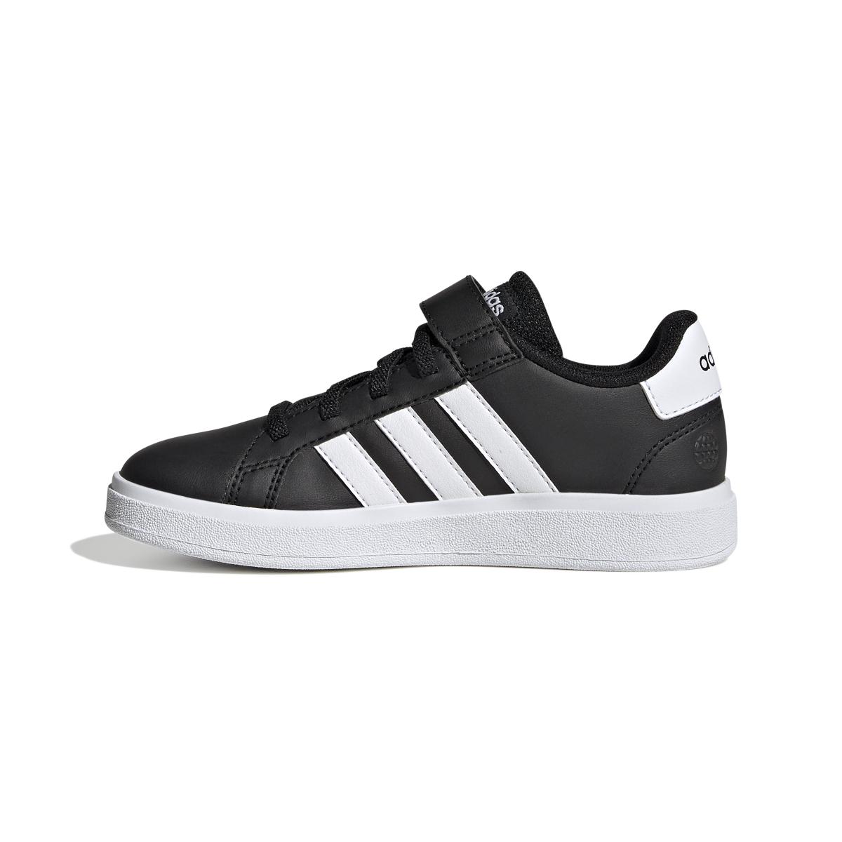product/a/d/adidas_gw6513_5_footwear_photography_side_medial_center_view_white_000.jpg