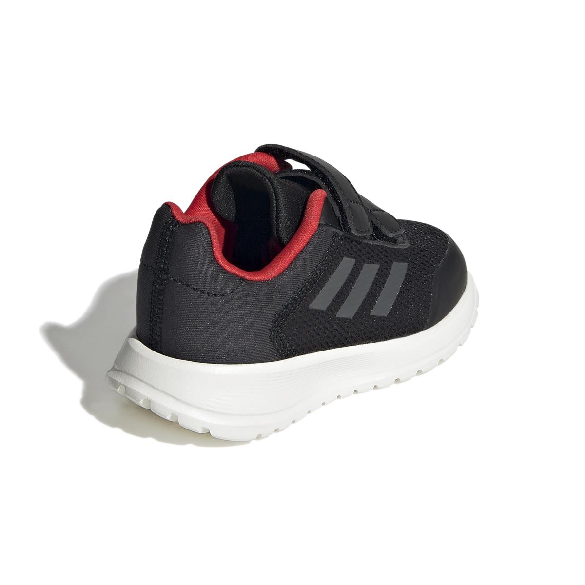 product/a/d/adidas_gz5857_7_footwear_photography_back_lateral_top_view_white_000.jpg