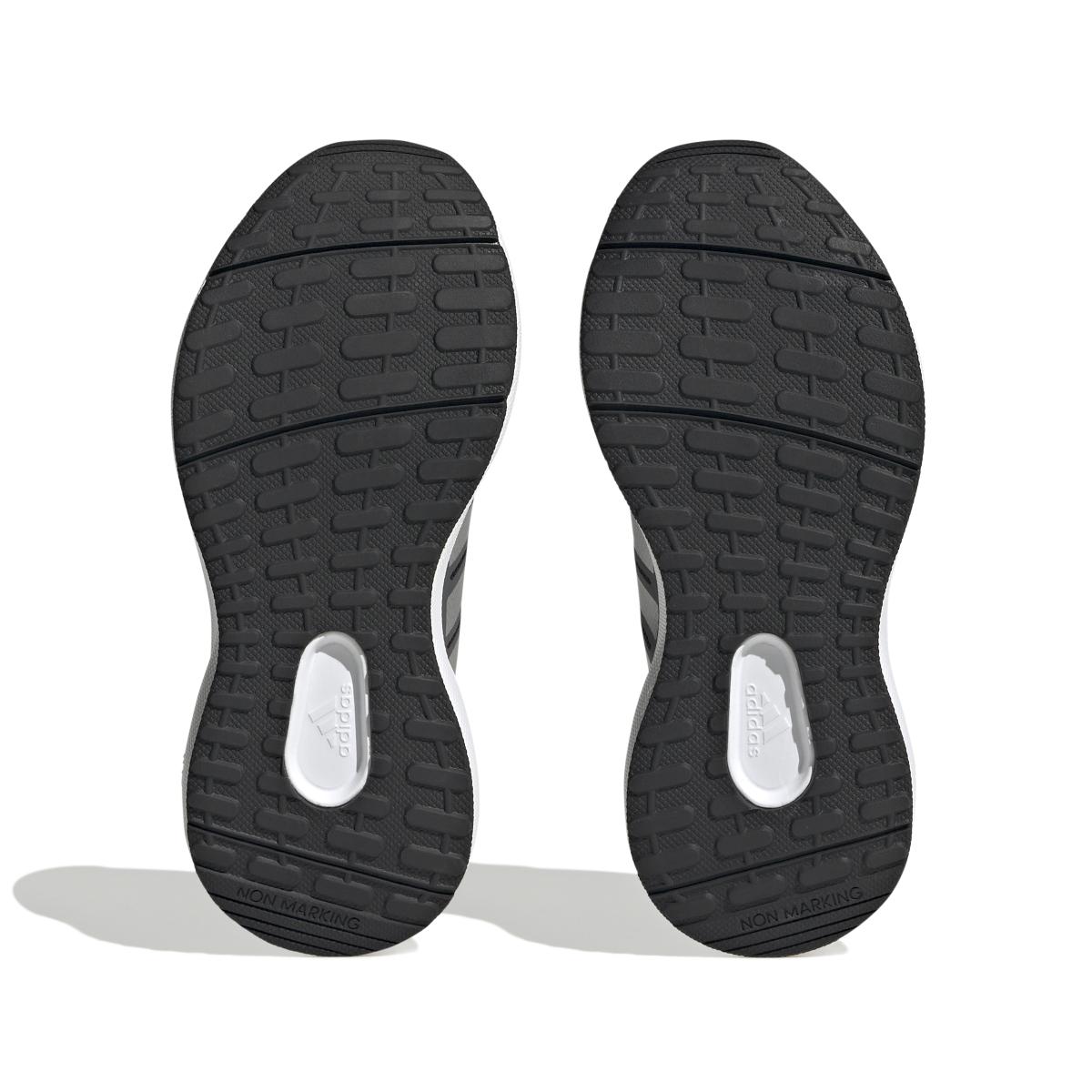 product/a/d/adidas_hp5448_4_footwear_photography_bottom_view_white_000.jpg