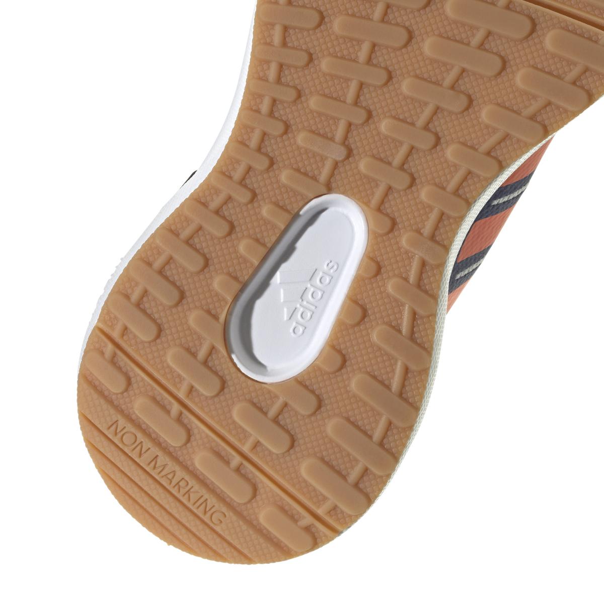 product/a/d/adidas_hp5450_9_footwear_photography_detail_view_2_white_000.jpg