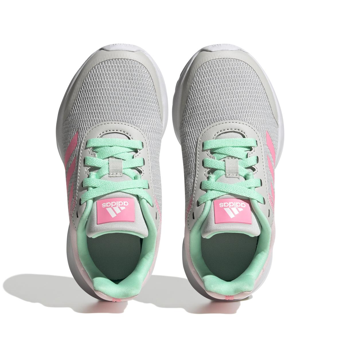 product/a/d/adidas_hq1263_3_footwear_photography_top_portrait_view_white_000.jpg
