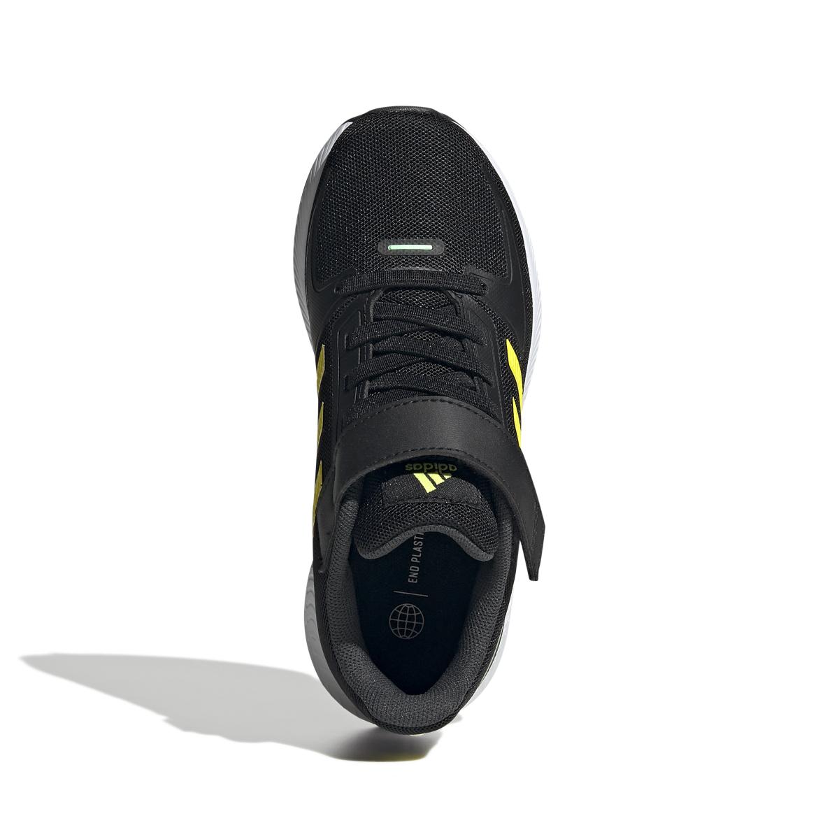 product/a/d/adidas_hr1394_3_footwear_photography_top_portrait_view_white_000.jpg