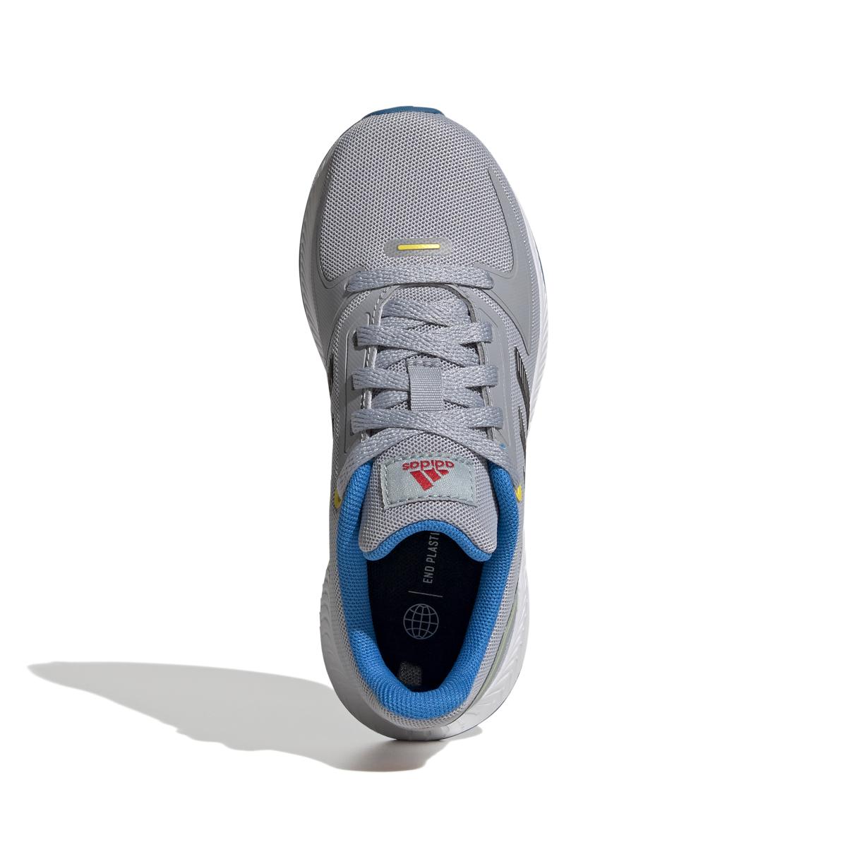 product/a/d/adidas_hr1409_3_footwear_photography_top_portrait_view_white_000.jpg