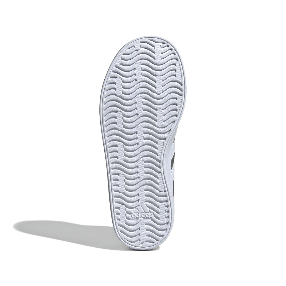 product/a/d/adidas_id9149_4_footwear_photography_bottom_view_white.jpg
