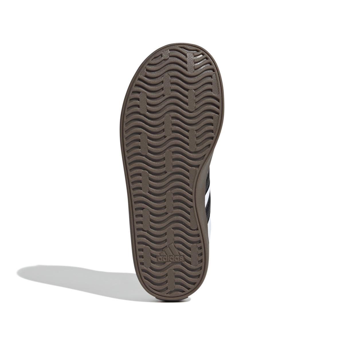 product/a/d/adidas_id9155_4_footwear_photography_bottom_view_white.jpg