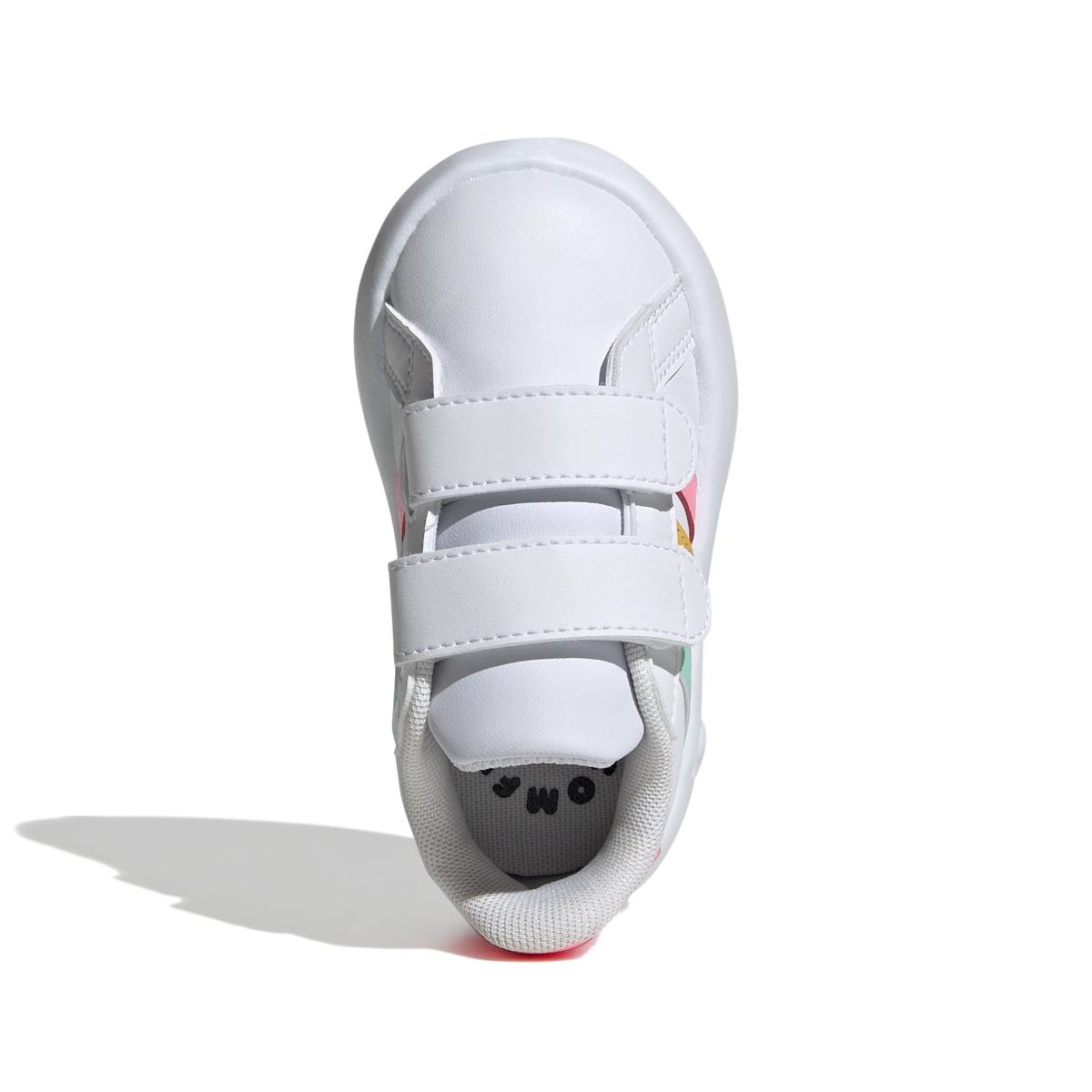 product/a/d/adidas_ie1371_3_footwear_photography_top_portrait_view_white.jpg