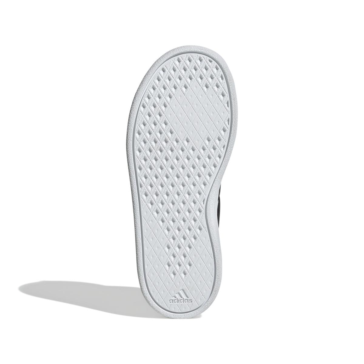 product/a/d/adidas_ie3792_4_footwear_photography_bottom_view_white.jpg