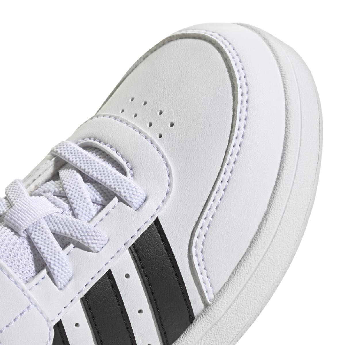 product/a/d/adidas_ie3792_8_footwear_photography_detail_view_1_white.jpg