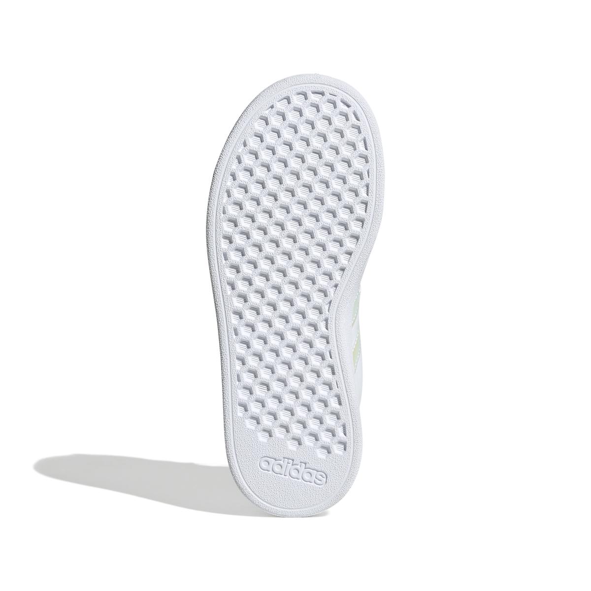 product/a/d/adidas_ie3851_4_footwear_photography_bottom_view_white.jpg