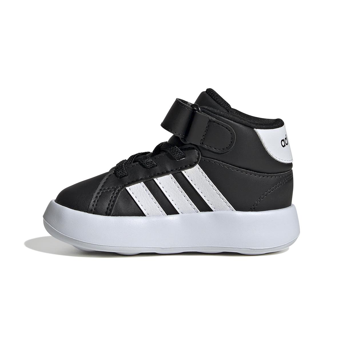 product/a/d/adidas_ie3867_5_footwear_photography_side_medial_center_view_white.jpg