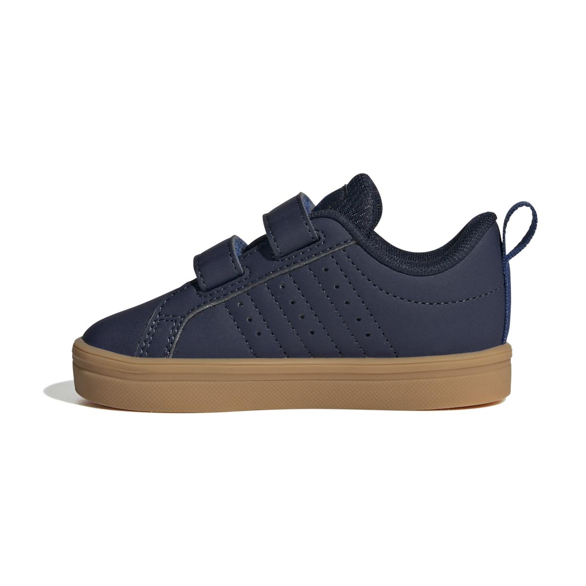 product/a/d/adidas_ie6126_5_footwear_photography_side_medial_center_view_white.jpg