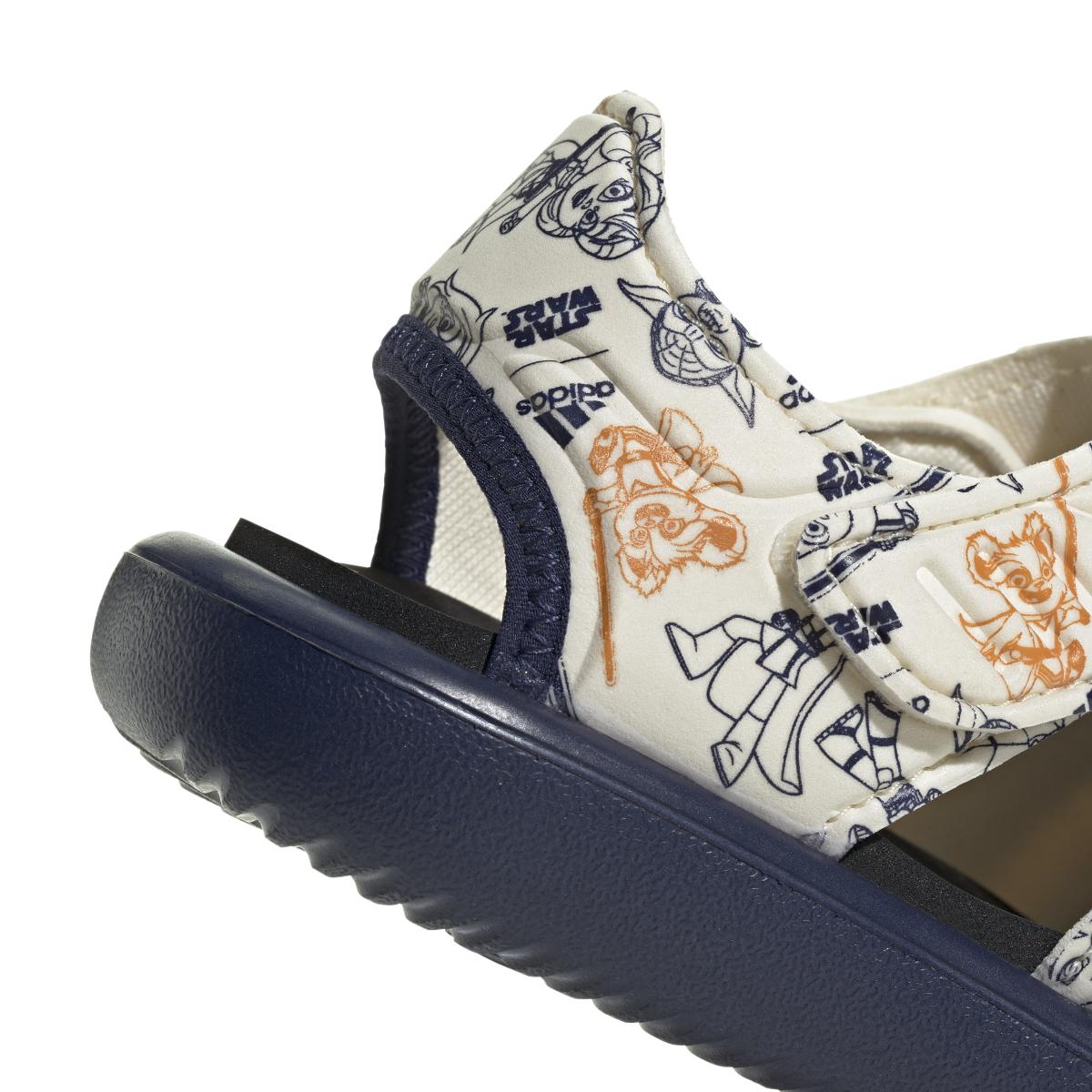 product/a/d/adidas_if0928_9_footwear_photography_detail_view_2_white.jpg