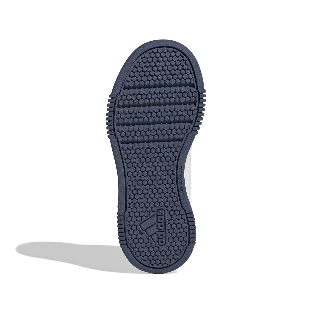 product/a/d/adidas_if0932_4_footwear_photography_bottom_view_white.jpg