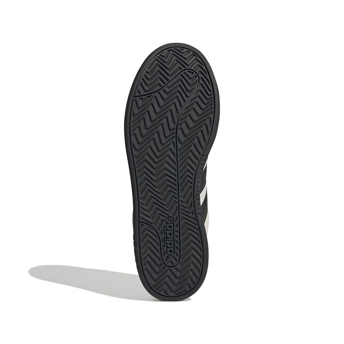 product/a/d/adidas_ih1287_4_footwear_photography_bottom_view_white.jpg