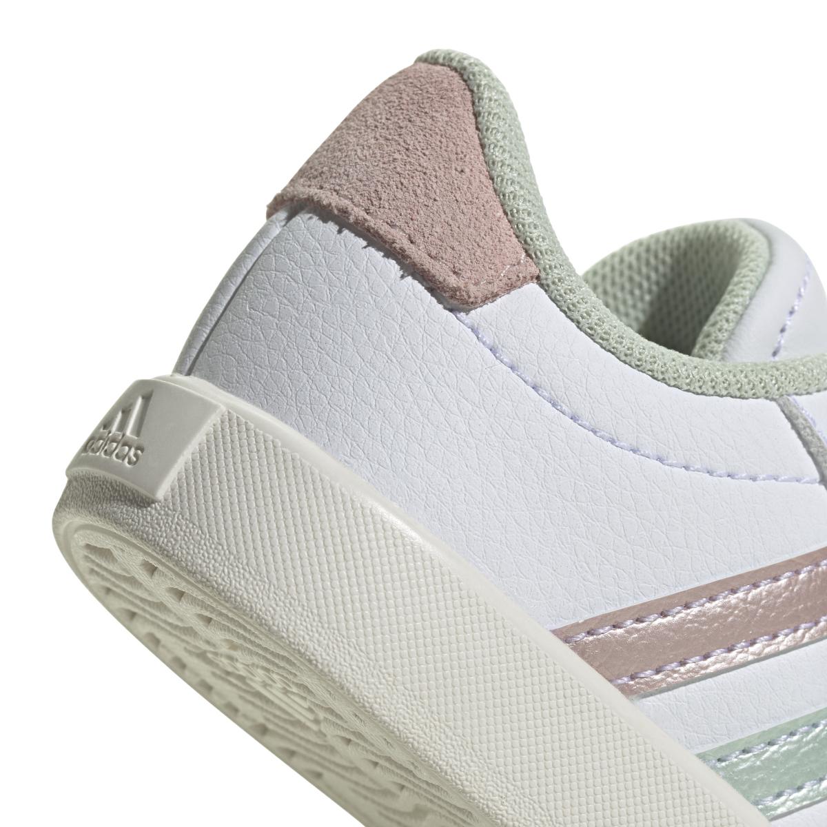 product/a/d/adidas_ih4951_9_footwear_photography_detail_view_2_white.jpg