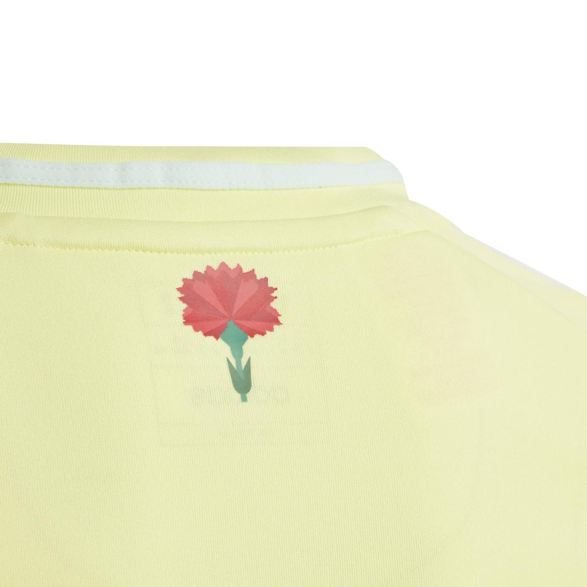 product/a/d/adidas_ip9339_4_apparel_photography_detail_view_1_white.jpg
