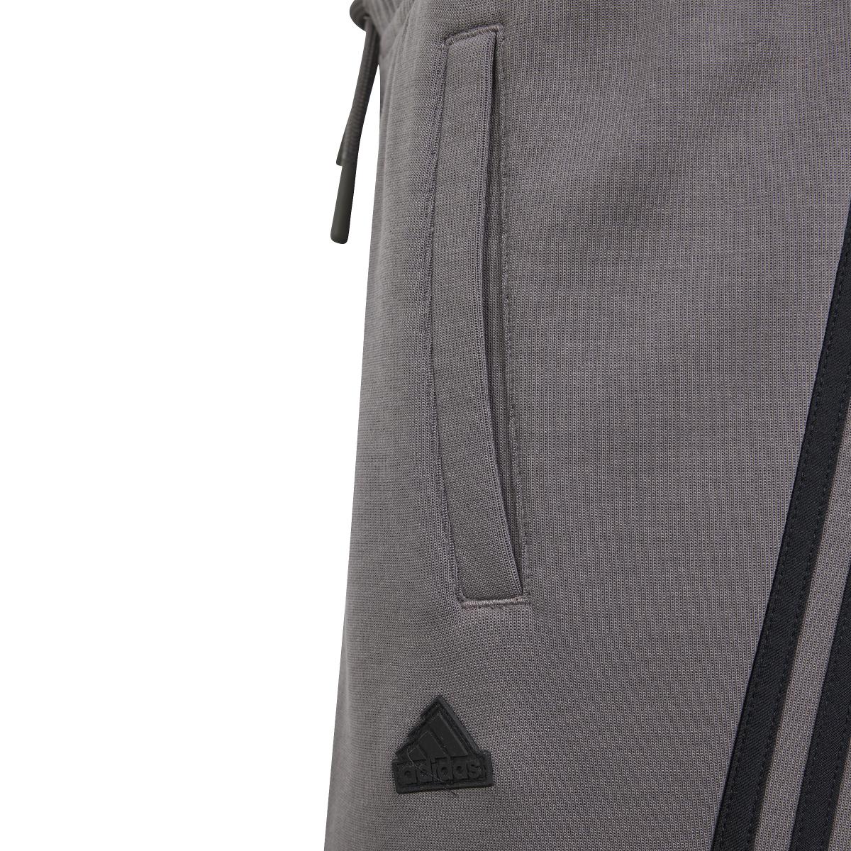 product/a/d/adidas_is4419_4_apparel_photography_detail_view_1_white.jpg