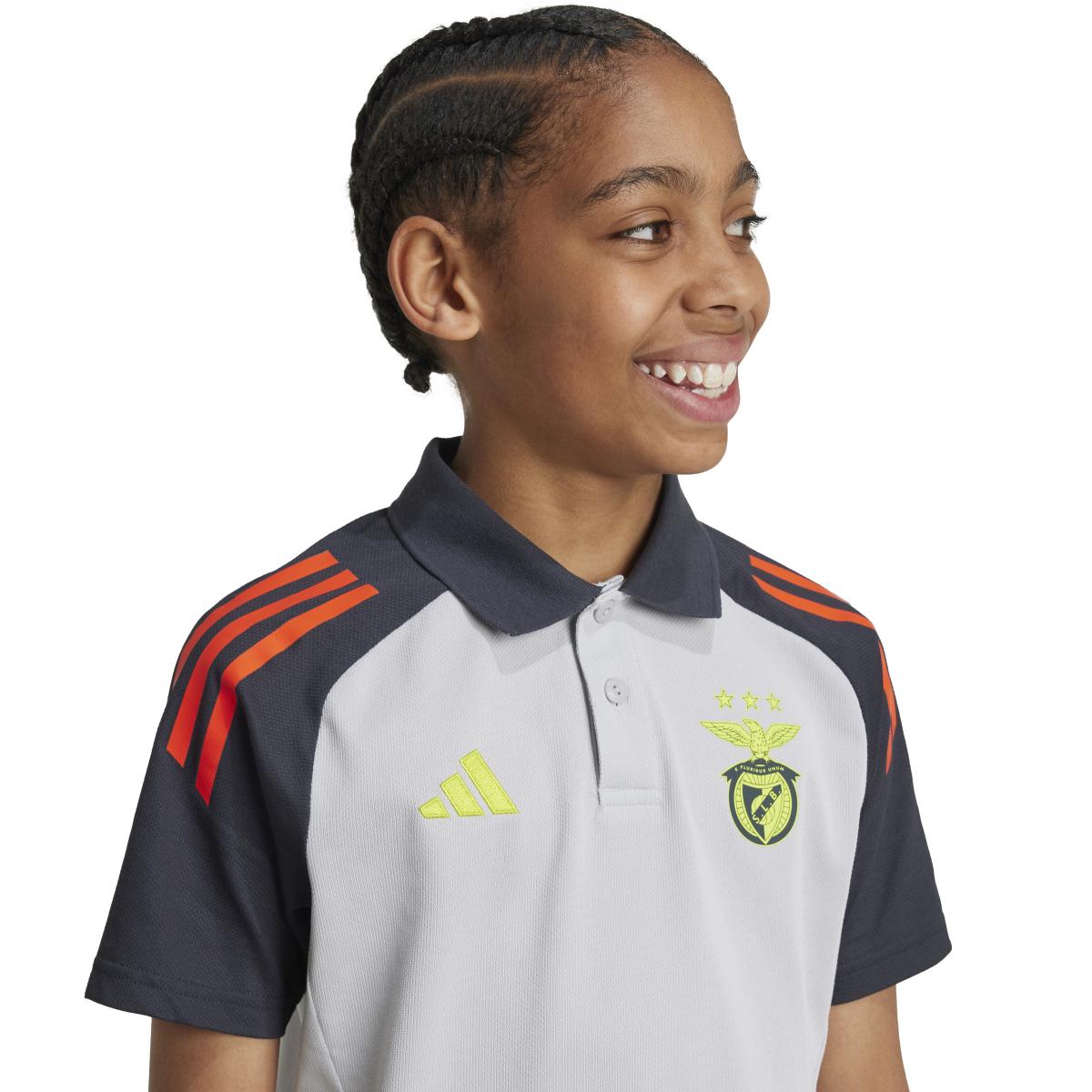 product/a/d/adidas_it2657_4_apparel_on_model_detail_view_1_white.jpg