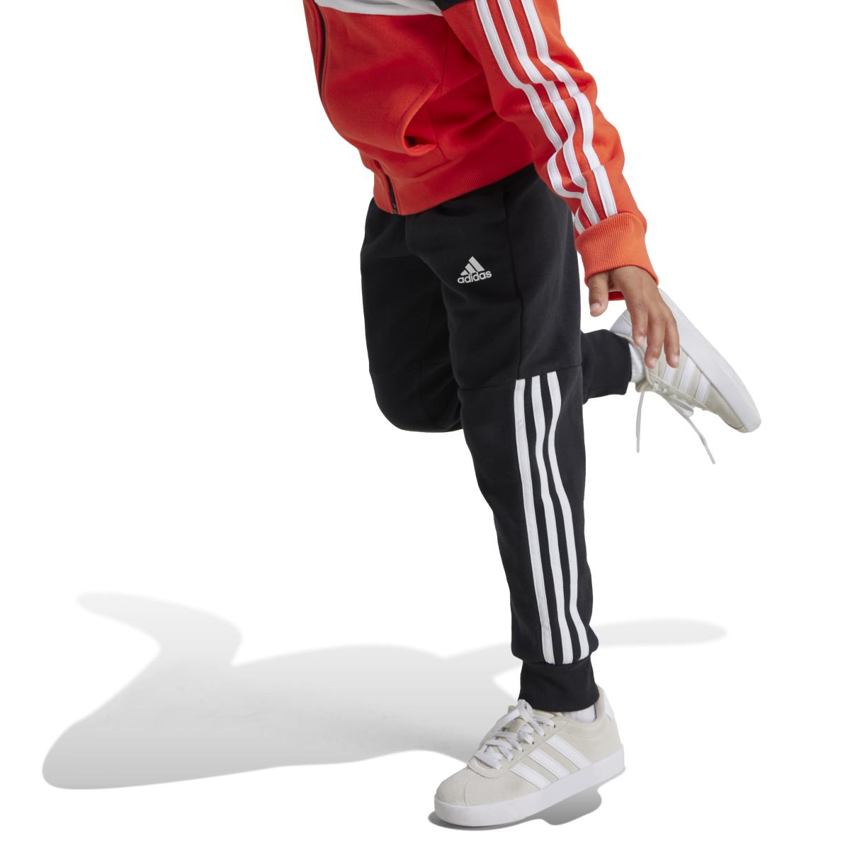 product/a/d/adidas_iv7437_7_apparel_on_model_detail_view_1_white.jpg