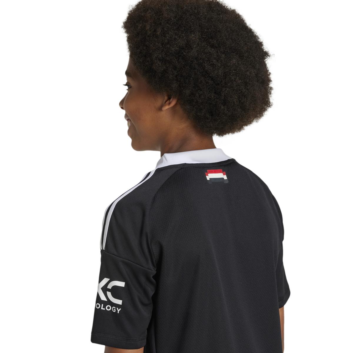 product/a/d/adidas_jh0841_8_apparel_on_model_detail_view_2_white.jpg