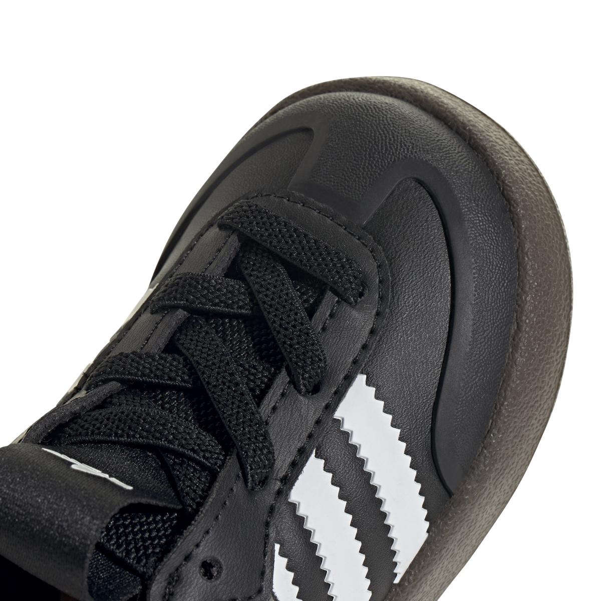 product/a/d/adidas_jh5201_9_footwear_photography_detail_view_2_white.jpg