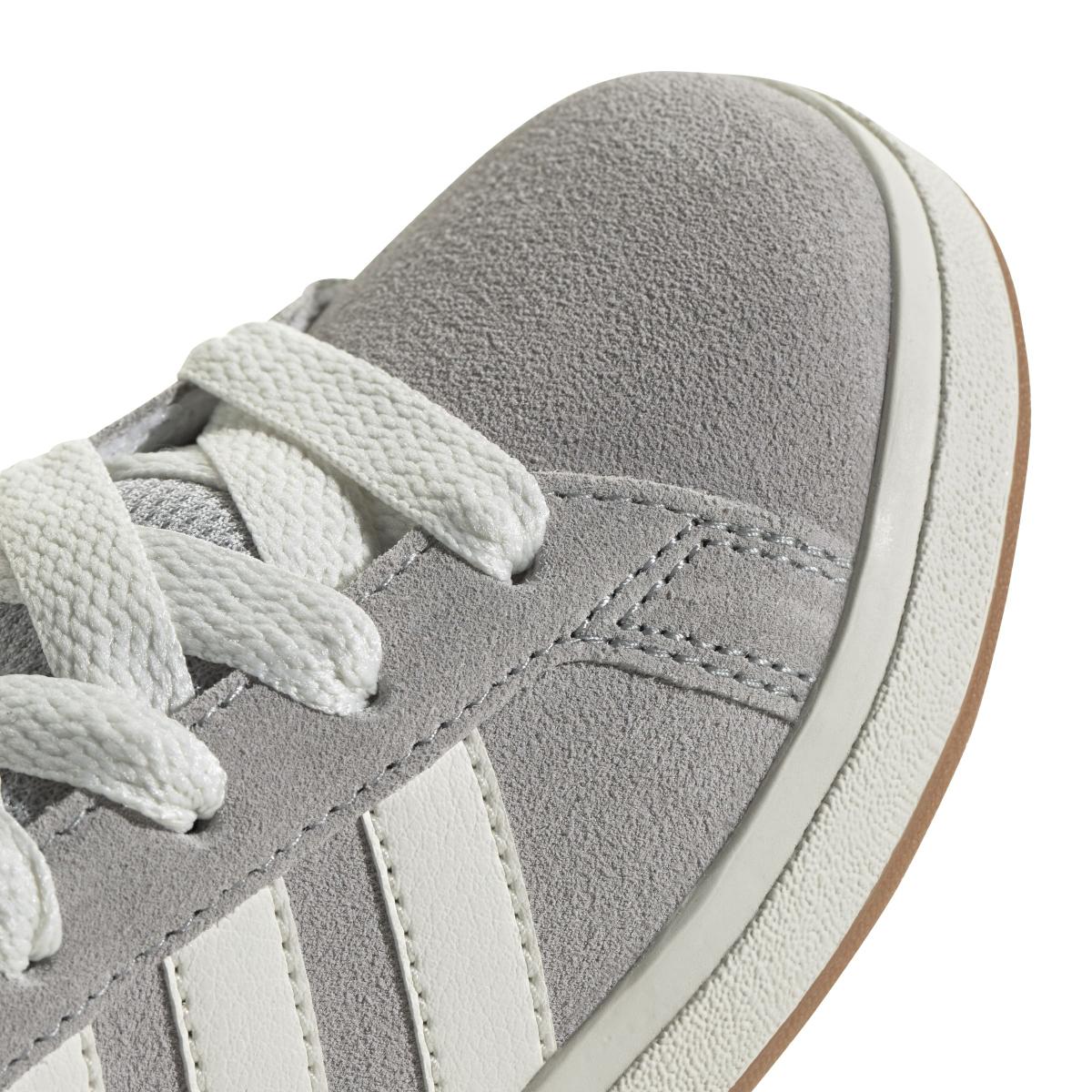 product/a/d/adidas_jh6179_9_footwear_photography_detail_view_2_white-nw091625.jpg