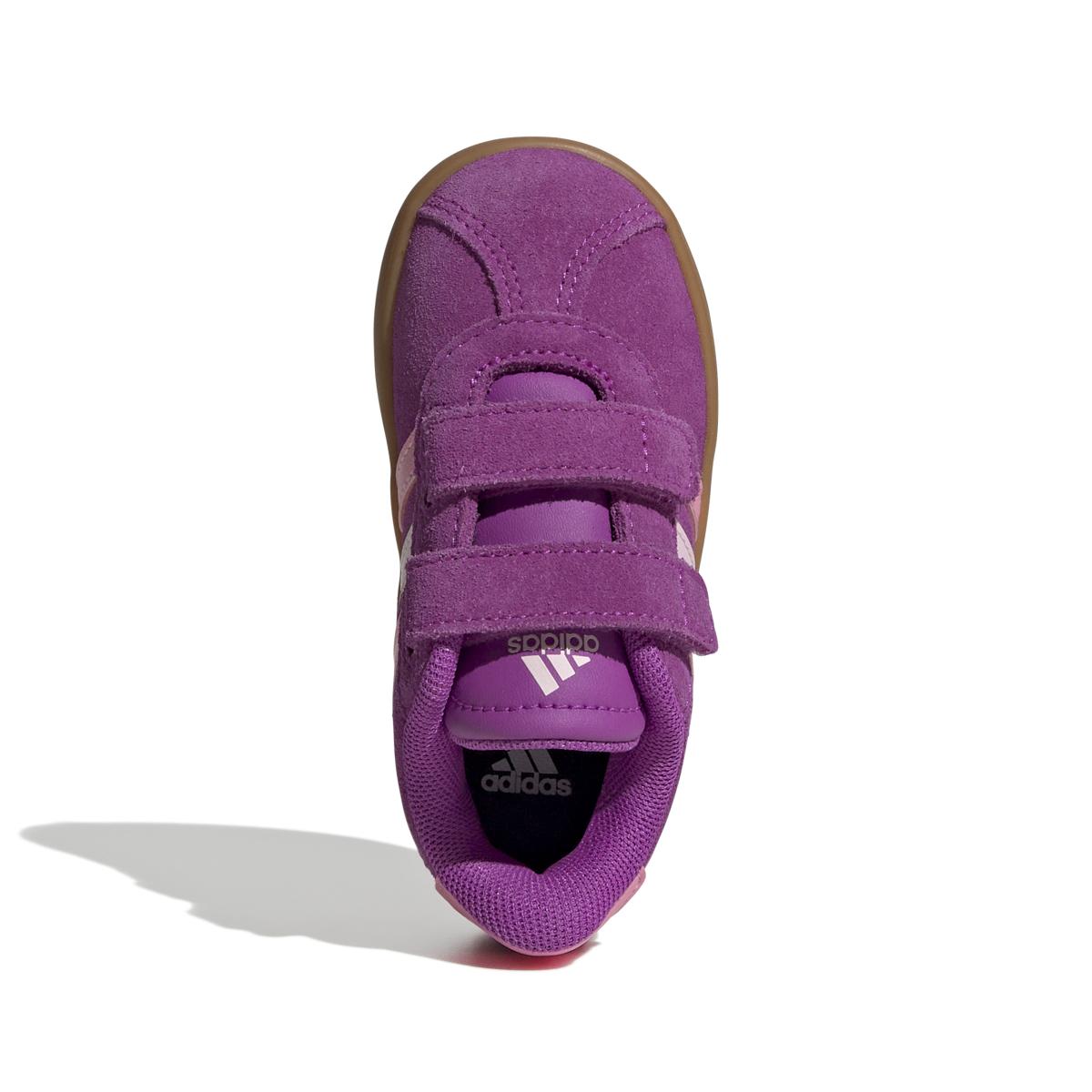 product/a/d/adidas_jh6309_3_footwear_photography_top_portrait_view_white.jpg