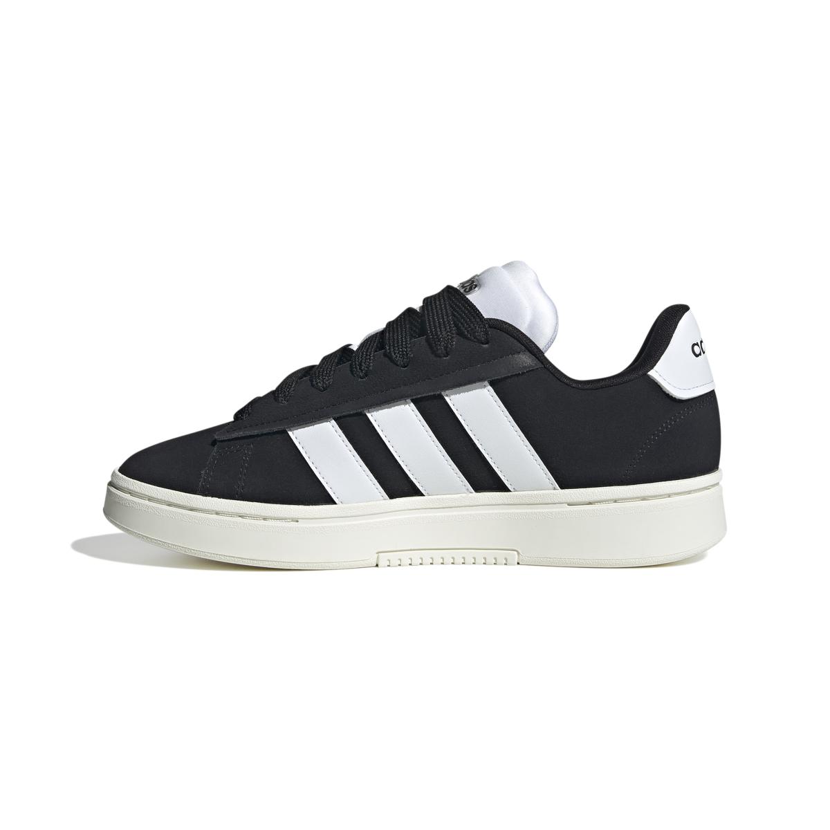 product/a/d/adidas_jh7235_5_footwear_photography_side_medial_center_view_white.jpg