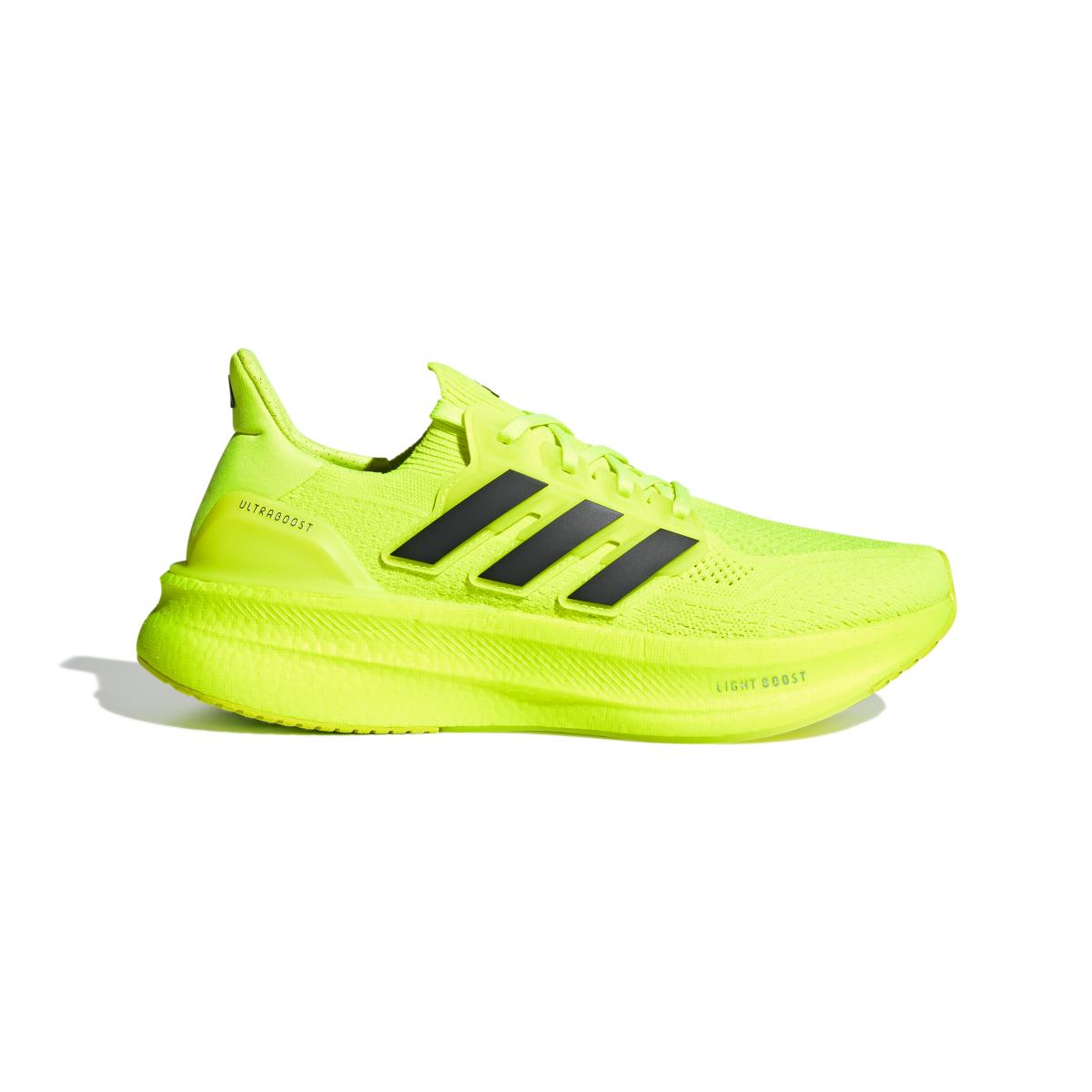 product/a/d/adidas_jh9069_1_footwear_photography_side_lateral_center_view_white-nw091625.jpg