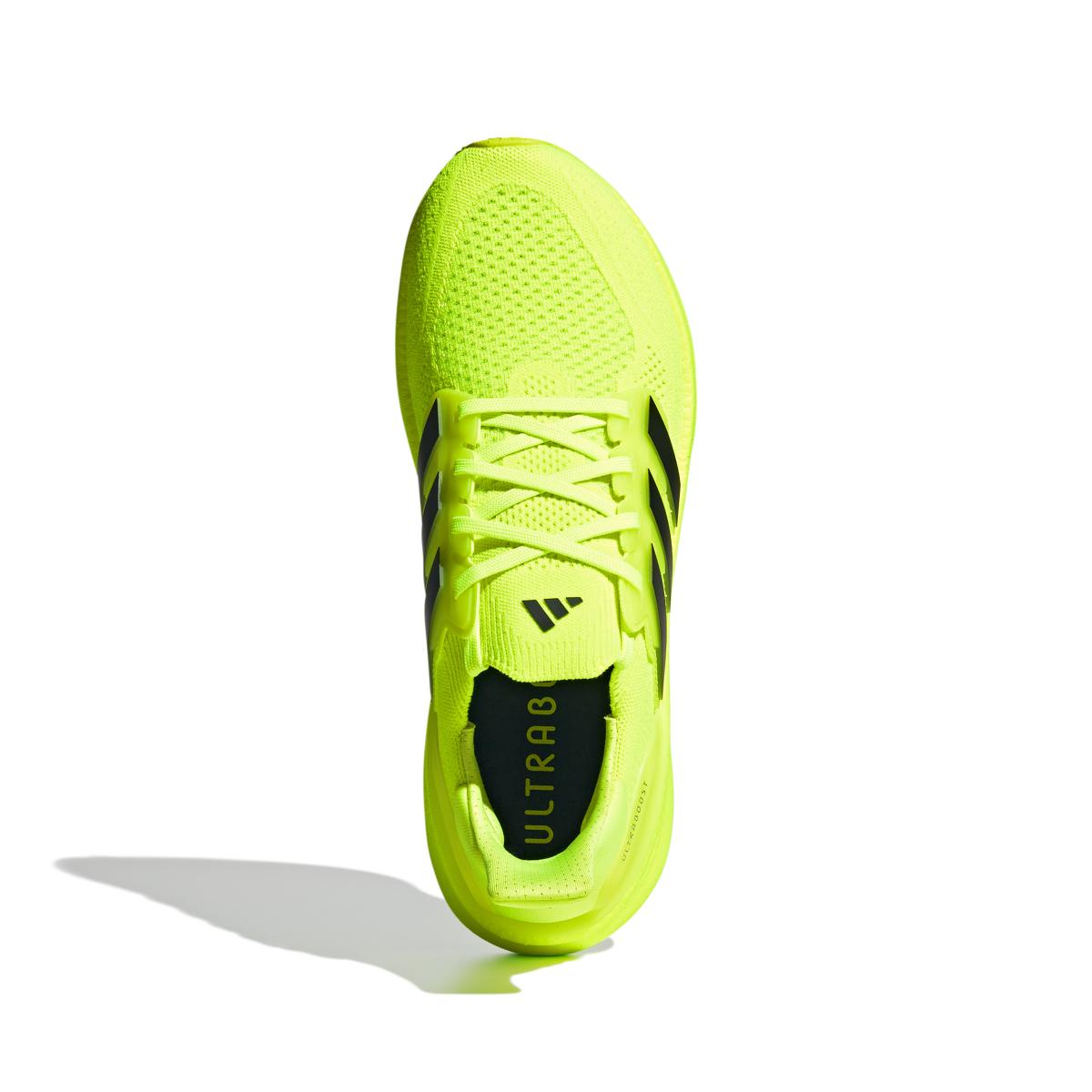 product/a/d/adidas_jh9069_3_footwear_photography_top_portrait_view_white-nw091625.jpg