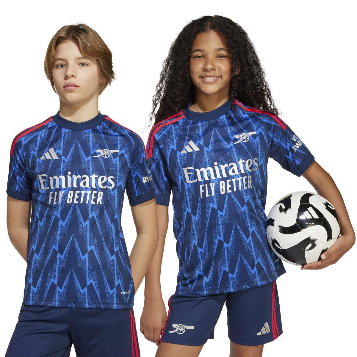 product/a/d/adidas_ji9550_9_apparel_on_model_standard_unisex_pair_shot_white.jpg