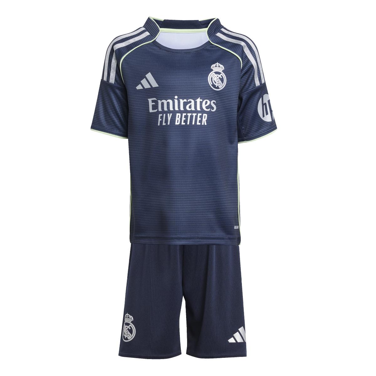 product/a/d/adidas_jp3944_2_apparel_photography_front_center_view_white.jpg