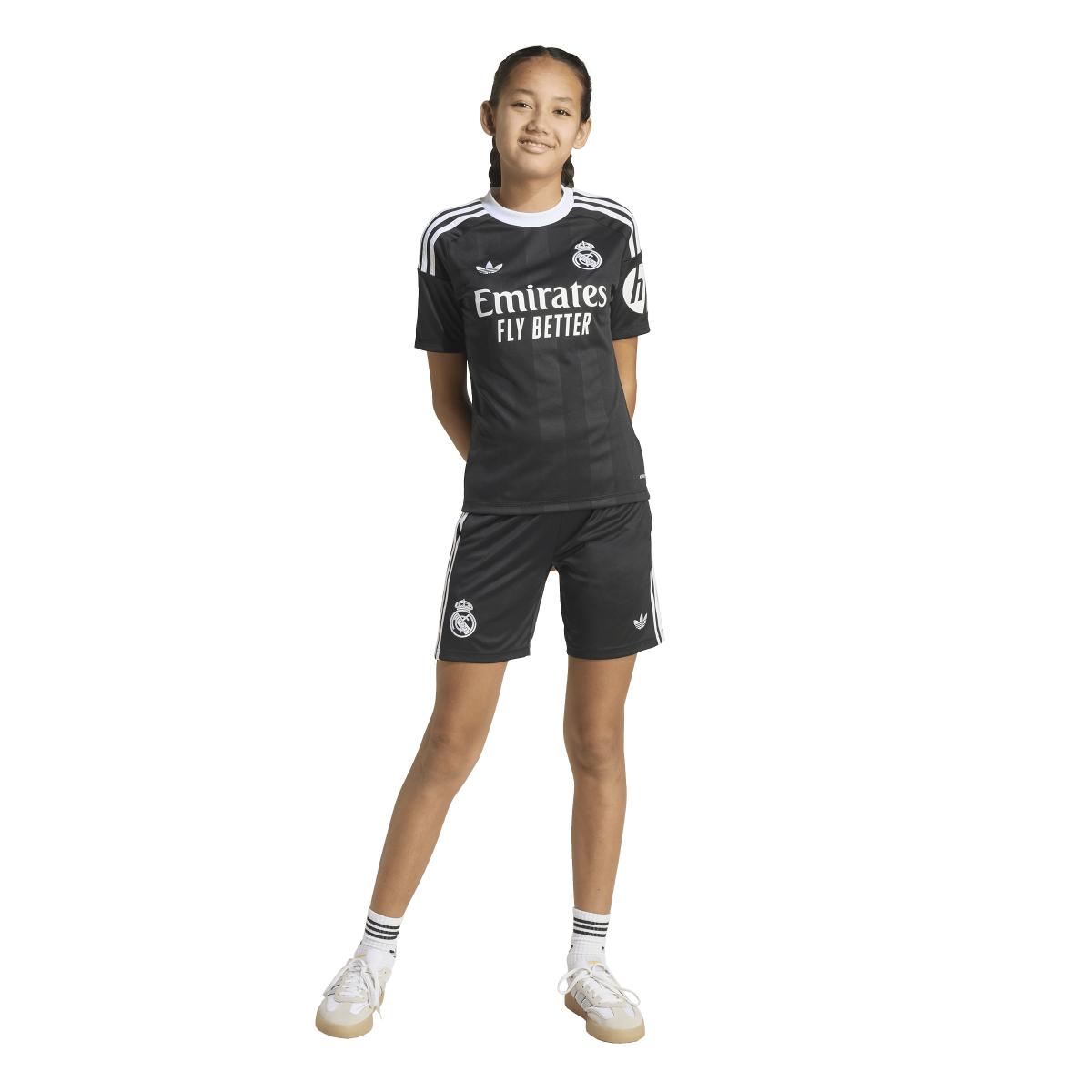 product/a/d/adidas_jp4177_black_6.jpg