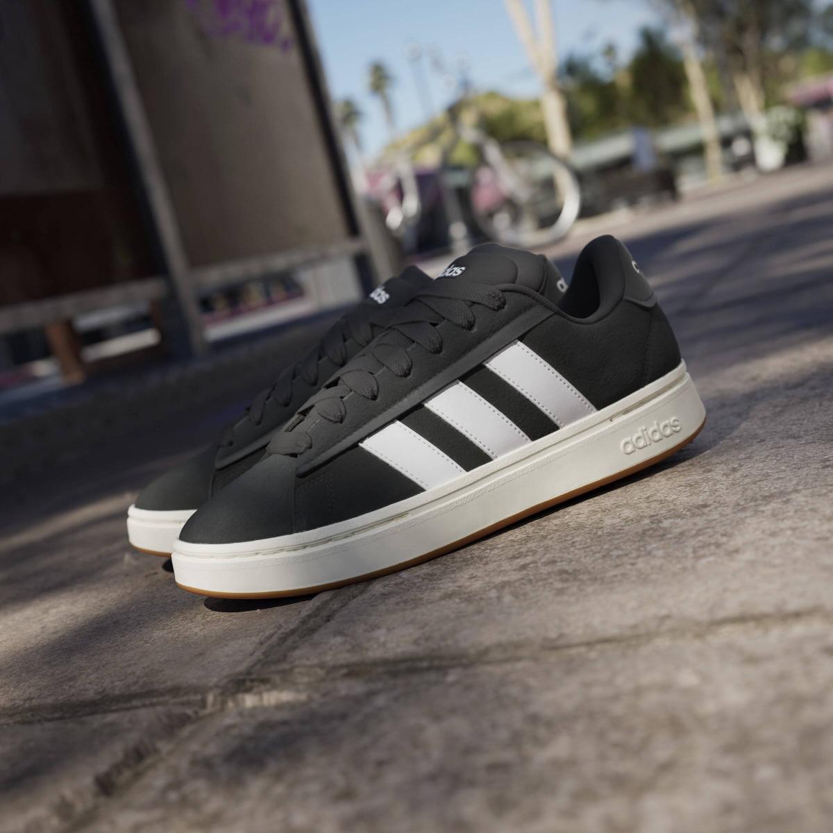 product/a/d/adidas_jr0543_noir_18.jpg