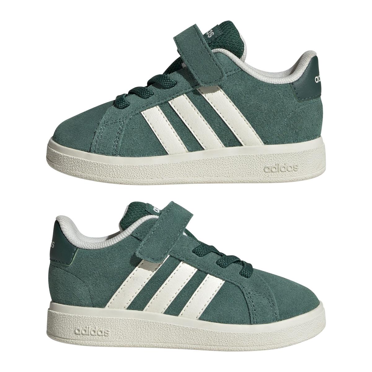 product/a/d/adidas_jr0776_10_footwear_photography_mirrored_pair_view_white-nw091625.jpg