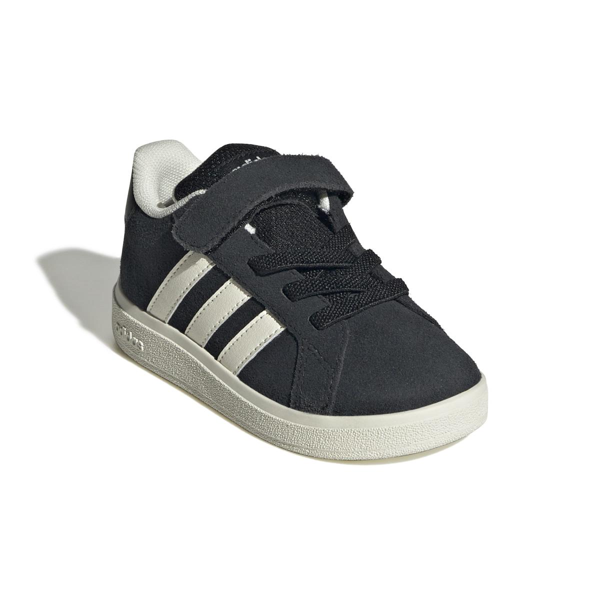product/a/d/adidas_jr0779_6_footwear_photography_front_lateral_top_view_white-nw091625.jpg