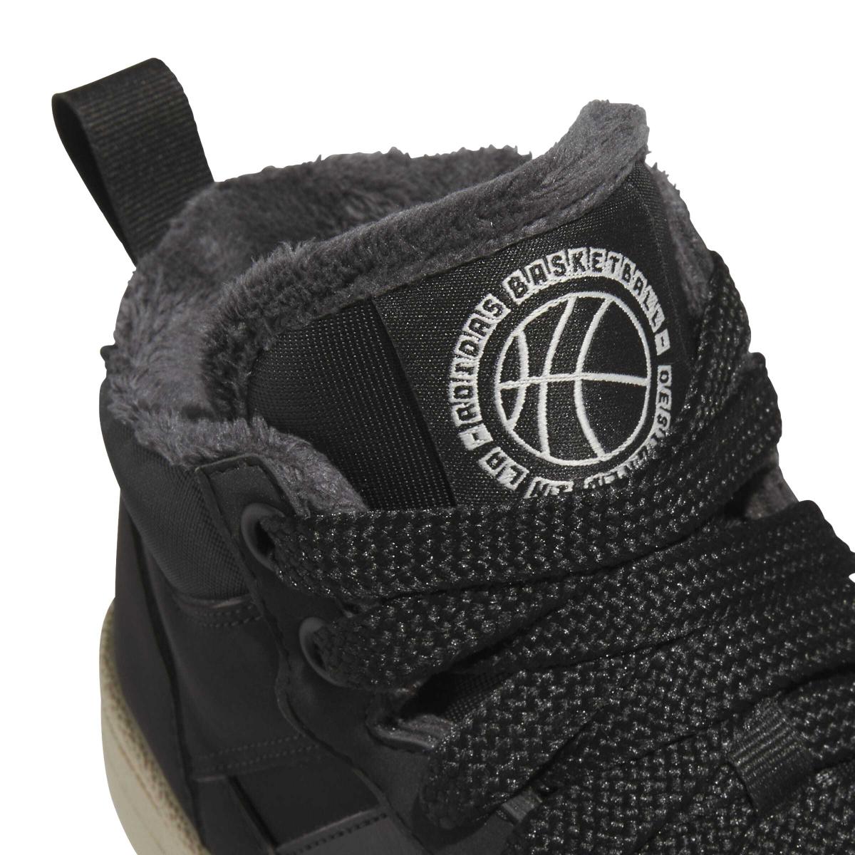 product/a/d/adidas_jr1027_8_footwear_photography_detail_view_1_white-nw091625.jpg