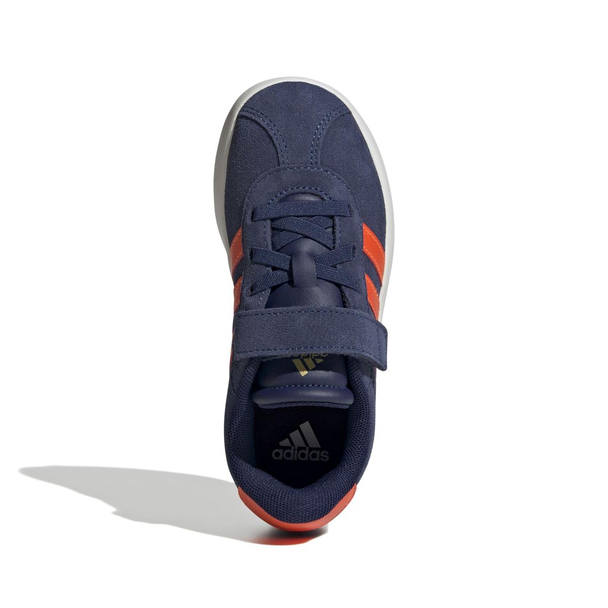 product/a/d/adidas_jr2215_3_footwear_photography_top_portrait_view_white-nw091625.jpg
